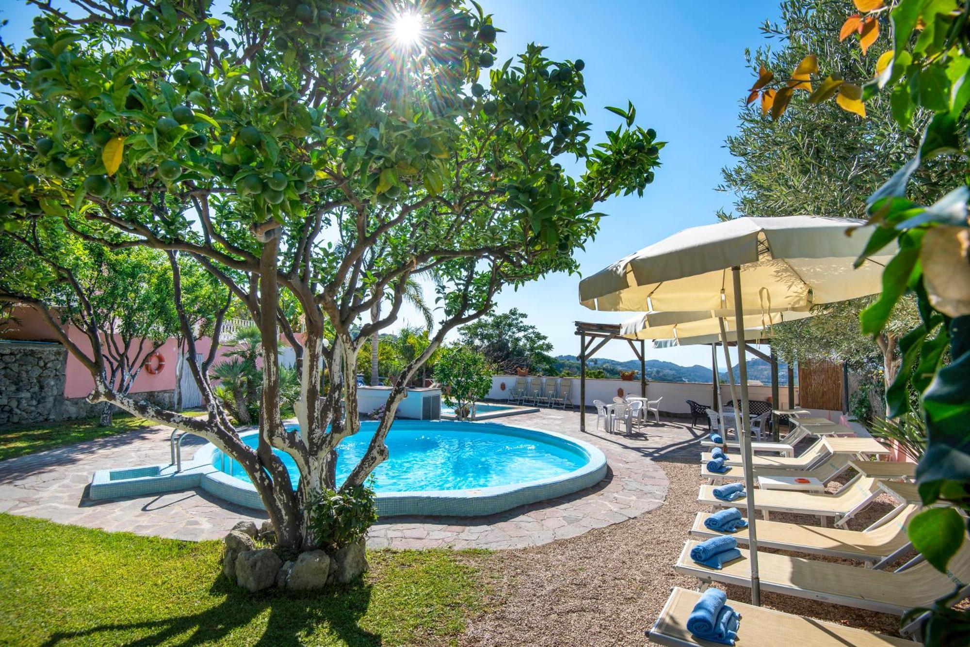 Hotel Bel Tramonto Casamicciola Terme ภายนอก รูปภาพ