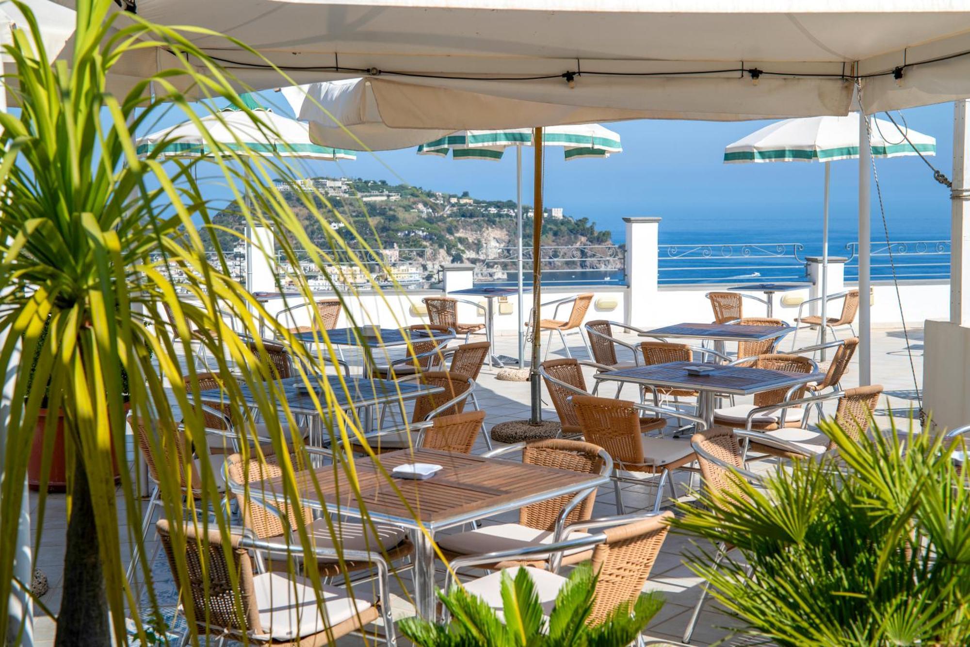Hotel Bel Tramonto Casamicciola Terme ภายนอก รูปภาพ