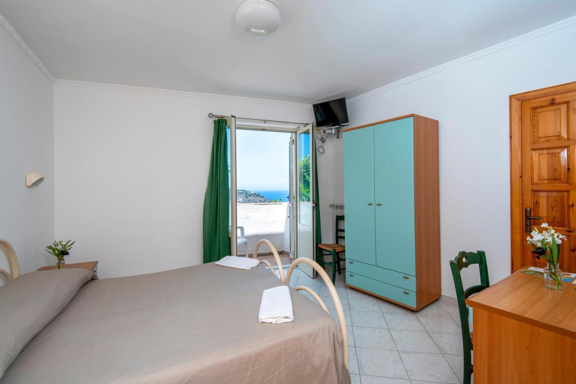 Hotel Bel Tramonto Casamicciola Terme ภายนอก รูปภาพ