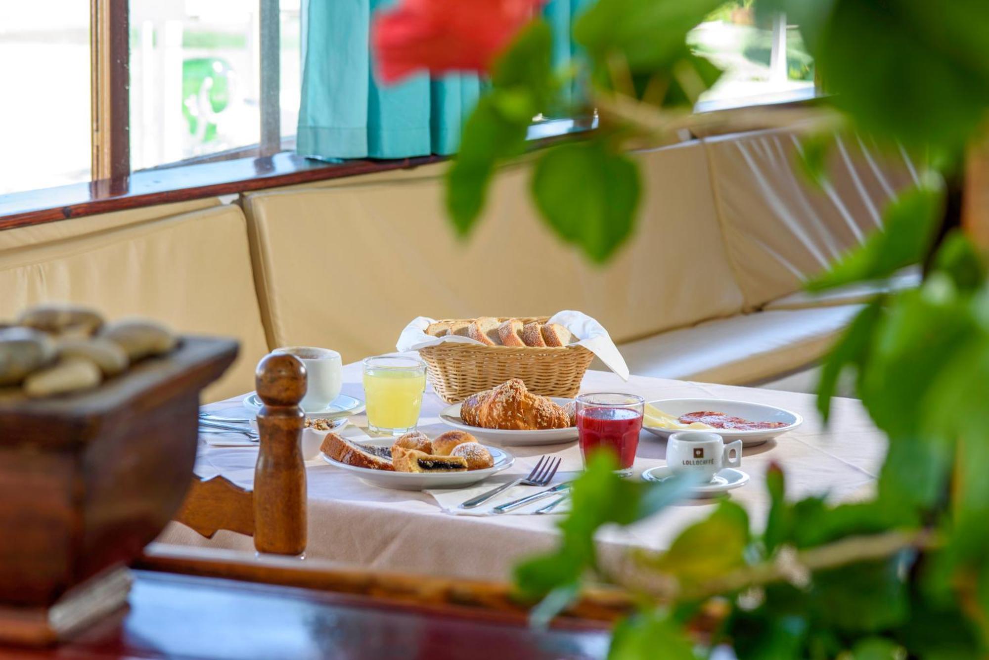 Hotel Bel Tramonto Casamicciola Terme ภายนอก รูปภาพ
