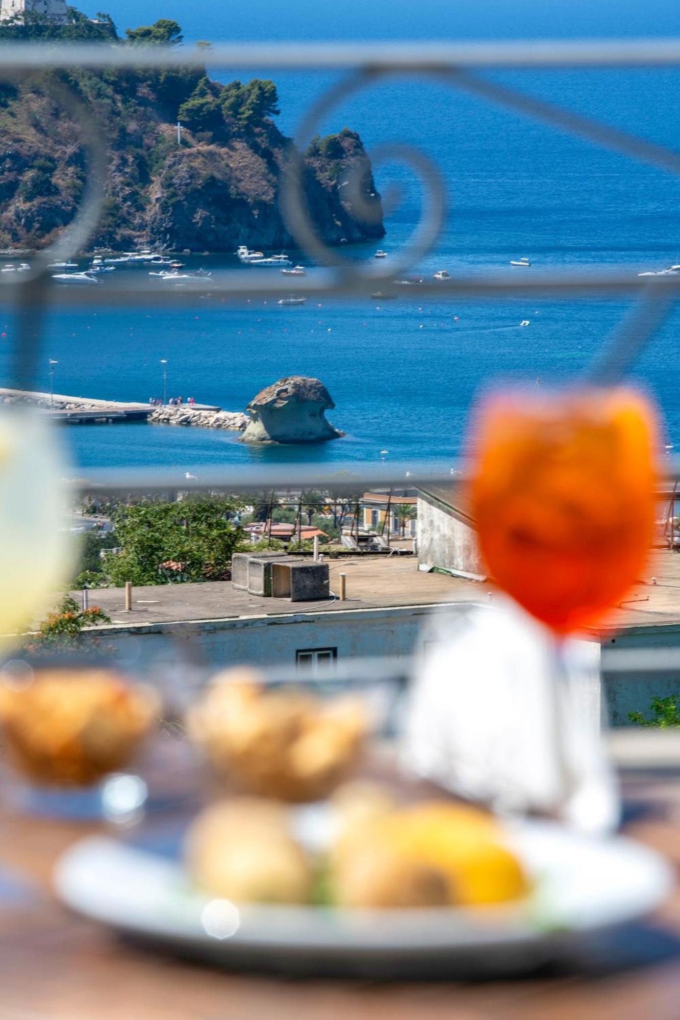 Hotel Bel Tramonto Casamicciola Terme ภายนอก รูปภาพ